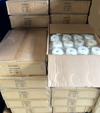 Ca. 2500x Foam tape – 2mm dik